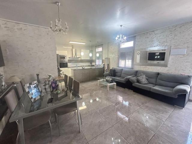 Planta baja en venta en Crevillent, Centro photo 0