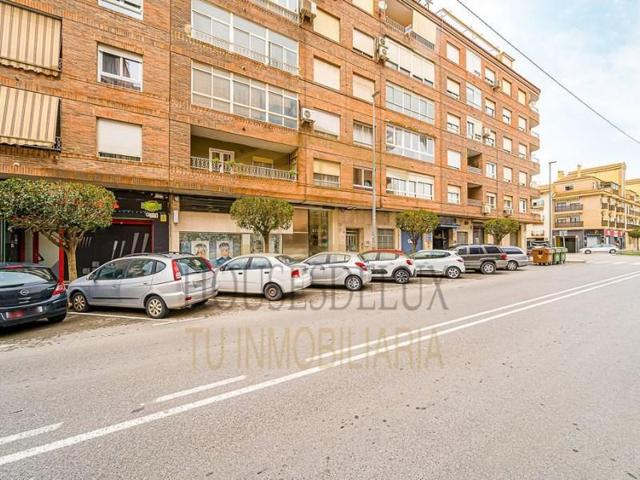 Piso en venta en Petrer photo 0