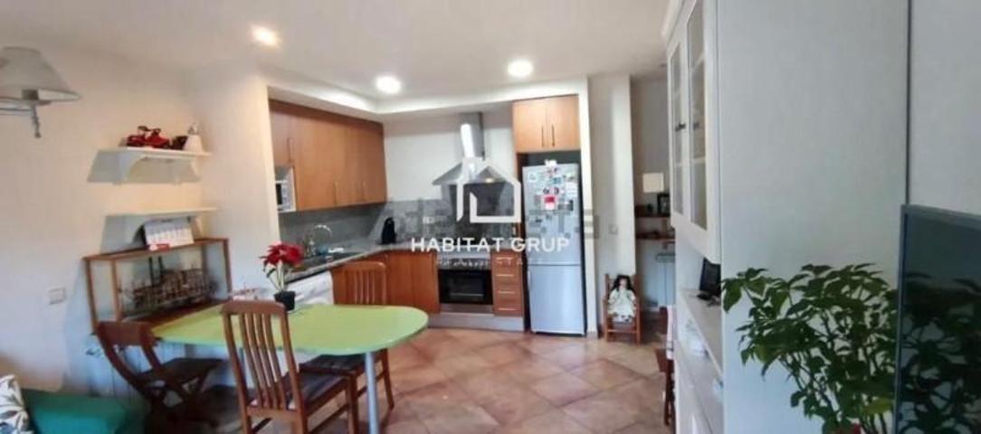 Piso en venta en Sant Hilari Sacalm photo 0
