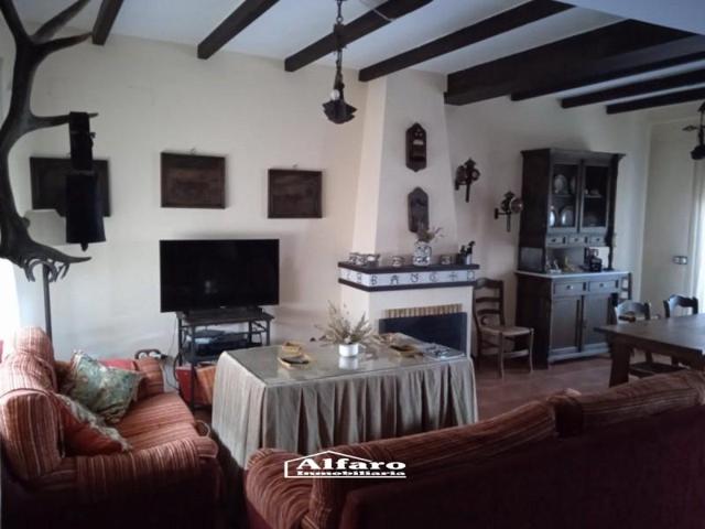 Casa en venta en Cañaveral de León, Canaveral De Leon photo 0