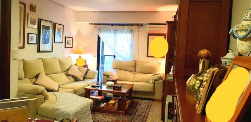 Piso en venta en Crevillent, Crevillent photo 0