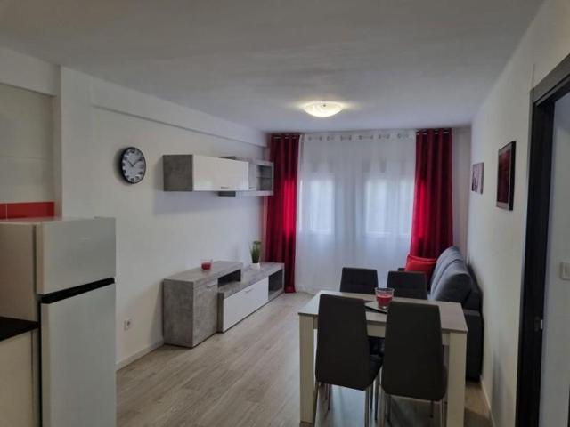 Piso en venta en Vinaròs, Casco Urbano photo 0