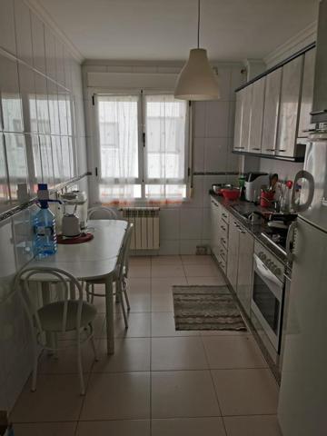 Piso en venta en Ponferrada, Alta photo 0
