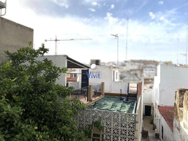 Casa en venta en Alcalá de Guadaira, Zona Centro photo 0