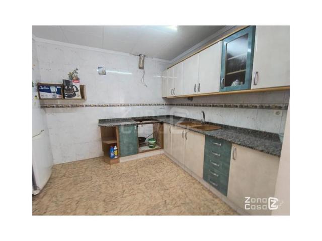 Piso en venta en Carcaixent photo 0