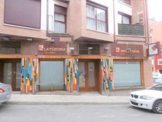 Local comercial en venta en Langreo, La Felguera photo 0