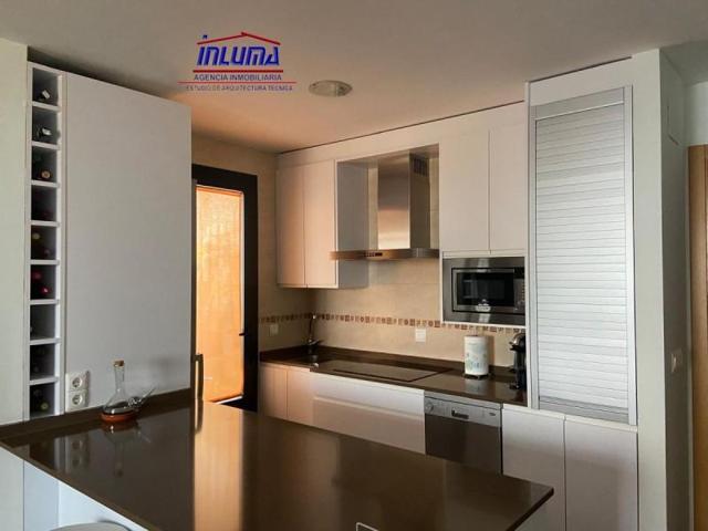 Piso en venta en Jerez de los Caballeros, Santa Catalina photo 0