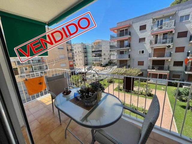 Apartamento en venta en Salou, Barenys photo 0