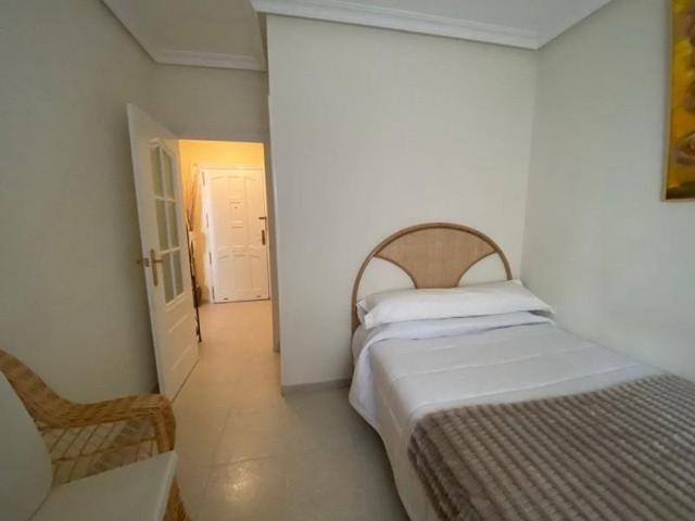 Piso en venta en Trujillo, Trujillo photo 0