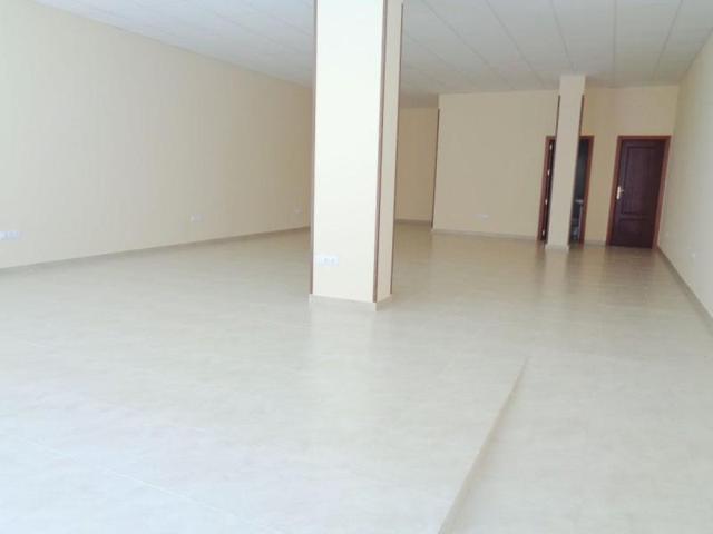 Local comercial en venta en Valdepeñas, Centro photo 0