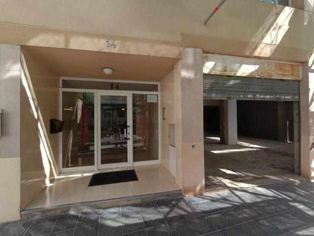 Local comercial en venta en Tarragona, Tarragona photo 0