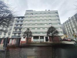 Local comercial en venta en Gijón, Gijon photo 0