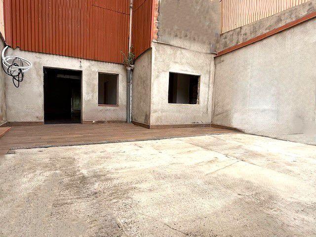 Local comercial en venta en Sant Boi de Llobregat, Marianao photo 0