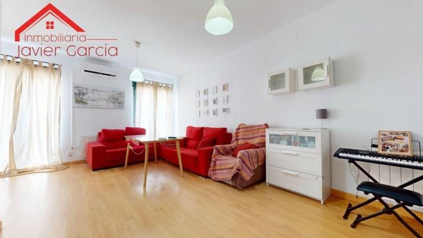 Aticos en venta en Villafranca de los Barros, Centro photo 0