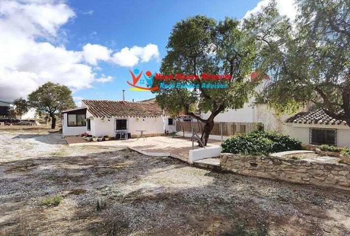 Casa con terreno en venta en Cúllar, Tarifa photo 0