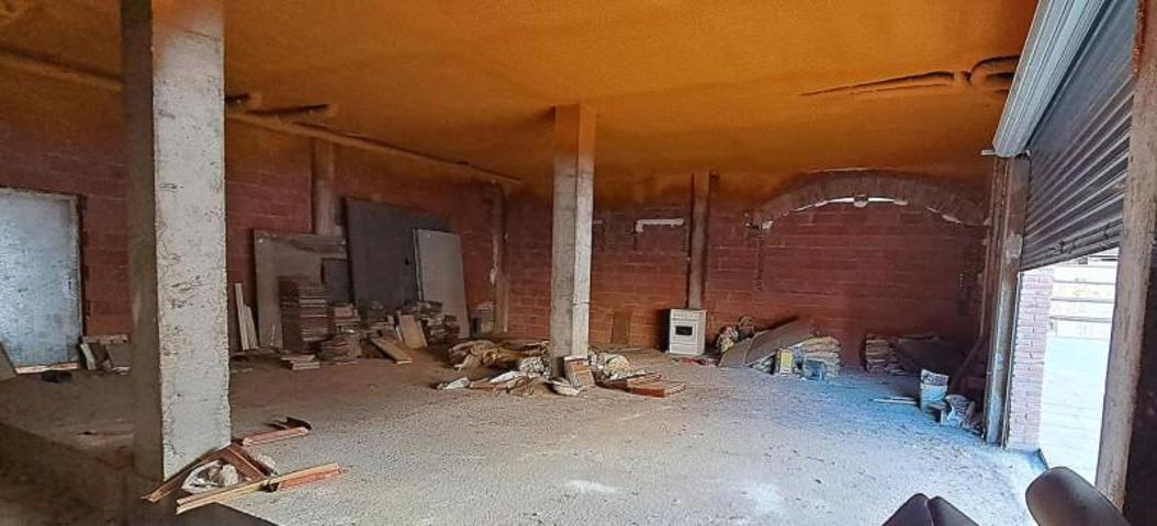 Local comercial en venta en Barbastro, Barbastro photo 0