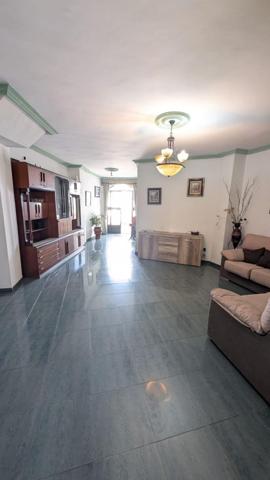 Casa en venta en Baena, Baena photo 0