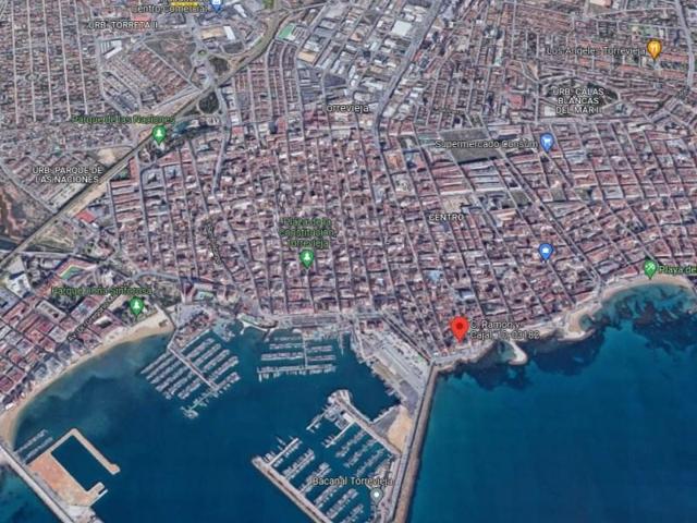 Apartamento en venta en Torrevieja photo 0