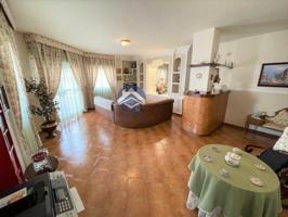 Piso en venta en Almendralejo photo 0