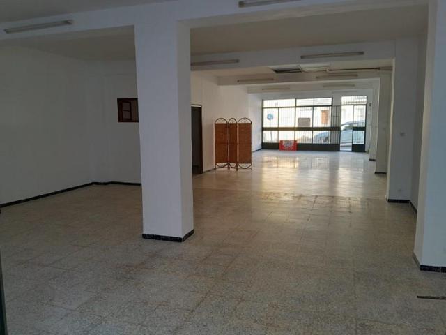 Local comercial en venta en Morón de la Frontera photo 0