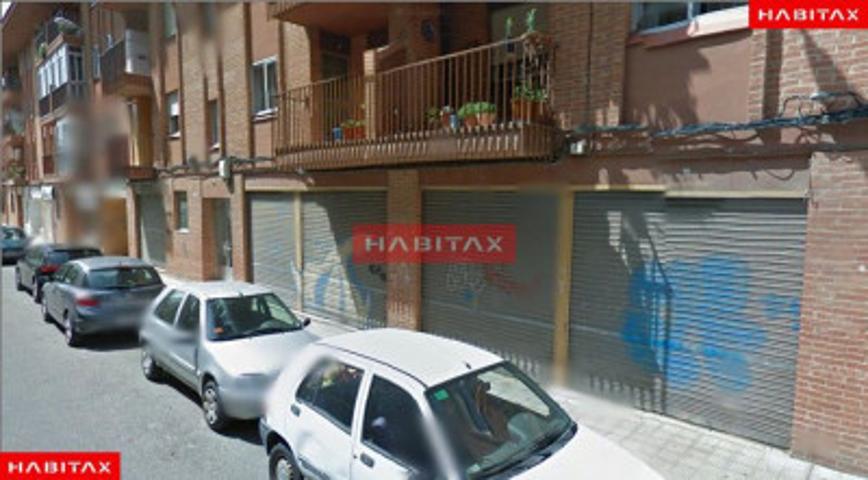 Local comercial en venta en Zamora, La Puentica photo 0