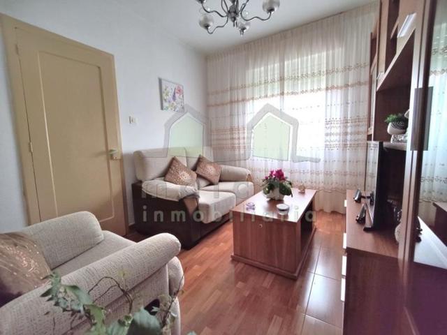 Piso en venta en Vigo, Teis photo 0