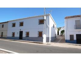 Casa en venta en Martos photo 0