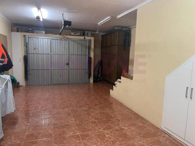 Casa en venta en Albal photo 0