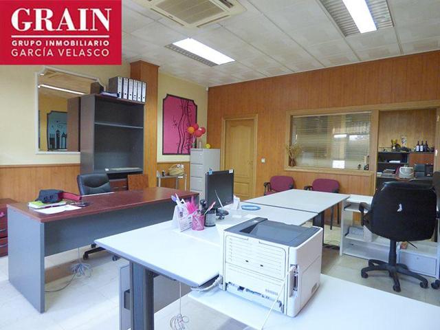 Local comercial en venta en Albacete, Carrefour photo 0