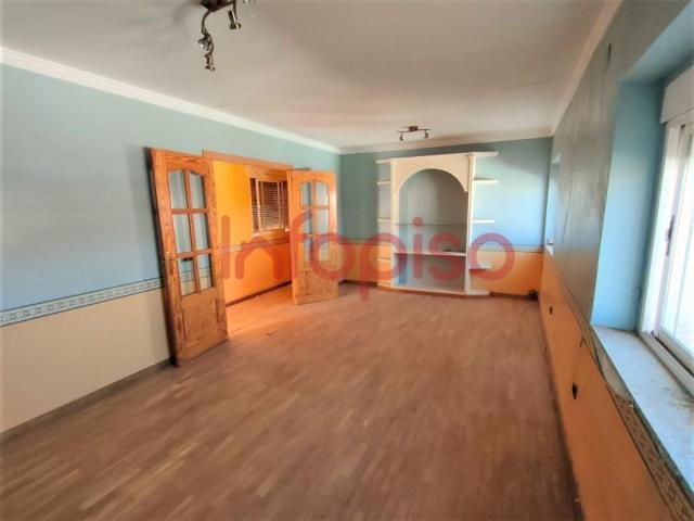 Casa en venta en Valdepeñas, Barrio de los Llanos photo 0