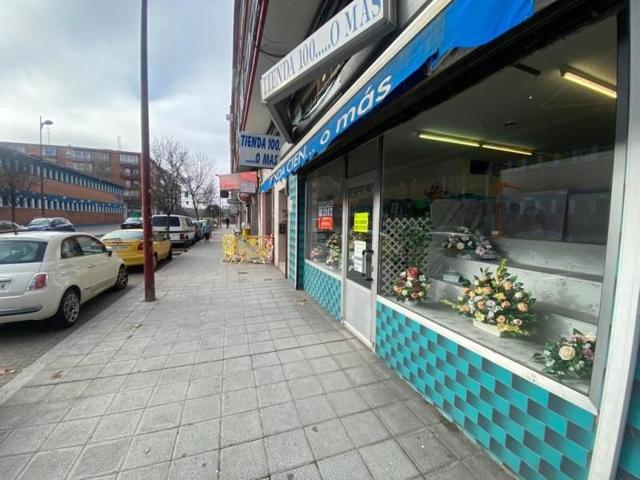Local comercial en venta en Valladolid, Pajarillos photo 0