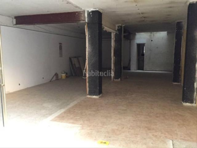 Local comercial en venta en Sant Boi de Llobregat, Vinyets - Moli Vell photo 0