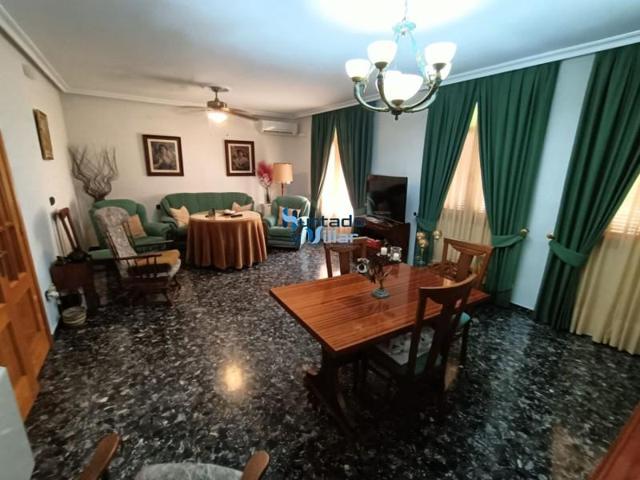 Piso en venta en Torreperogil, Torreperogil photo 0