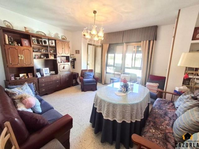 Piso en venta en Cazorla, Cazorla photo 0