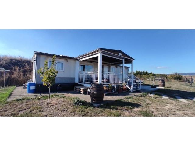 Casa con terreno en venta en Treviana photo 0