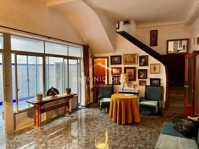 Adosada en venta en Aspe, Centro photo 0