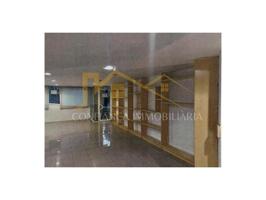 Local comercial en venta en Tordera photo 0