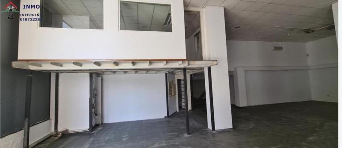 Local comercial en venta en Ferrol, Centro photo 0
