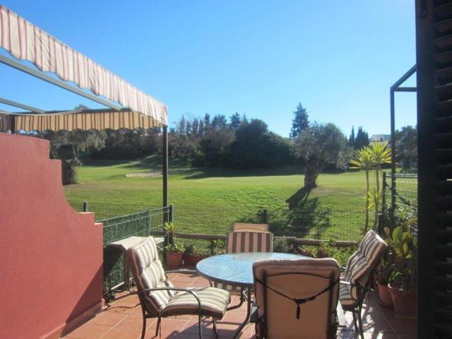 Adosada en venta en Lepe, Islantilla - Campo de Golf photo 0