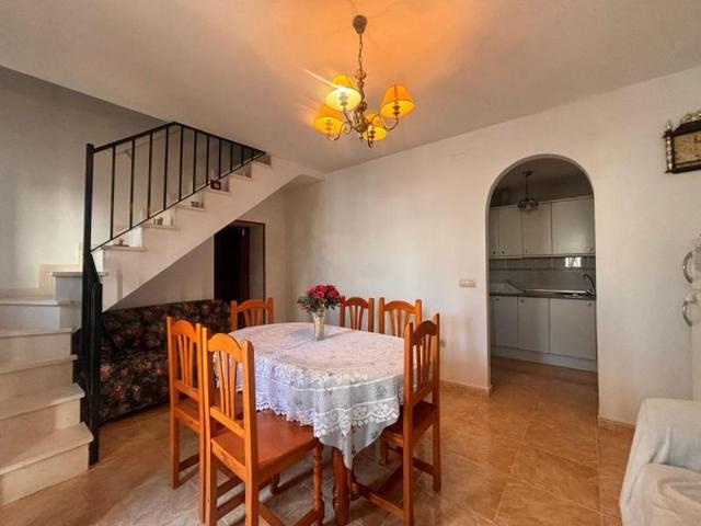 Casa en venta en Zahara de la Sierra, Centro photo 0