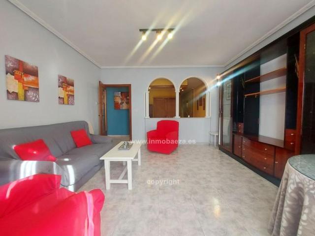 Piso en venta en Baeza, C- Carmen photo 0