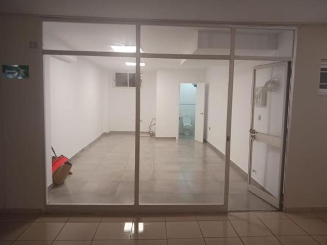 Local comercial en venta en Benalmádena, Minerva-Jupiter photo 0