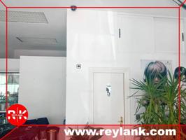 Local comercial en venta en Coslada photo 0