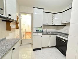 Piso en venta en Cáceres, Caceres photo 0