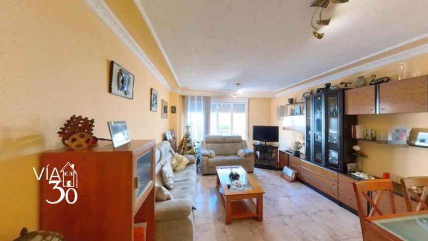 Piso en venta en Santa Marta de Tormes, Santa Marta De Tormes photo 0