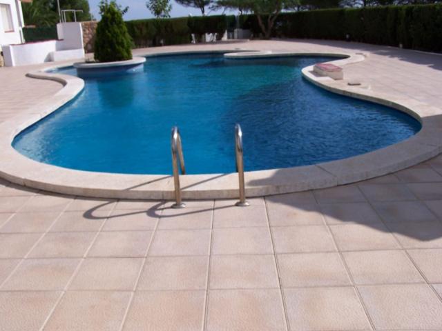 Apartamento en venta en Torredembarra, Miami Playa photo 0