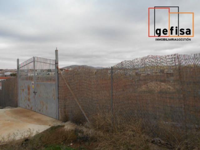 Terreno en venta en Valdepeñas, Barrio Lucero photo 0