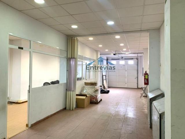 Local comercial en venta en Alcantarilla, Vistabella photo 0