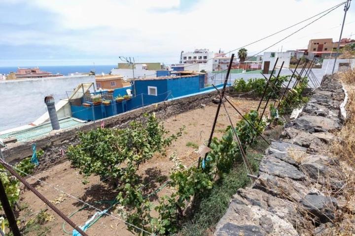 Terreno en venta en Icod de los Vinos, Icod de los Vinos photo 0