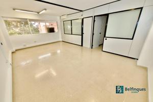 Oficina en venta en Terrassa, VALLPARADIS photo 0